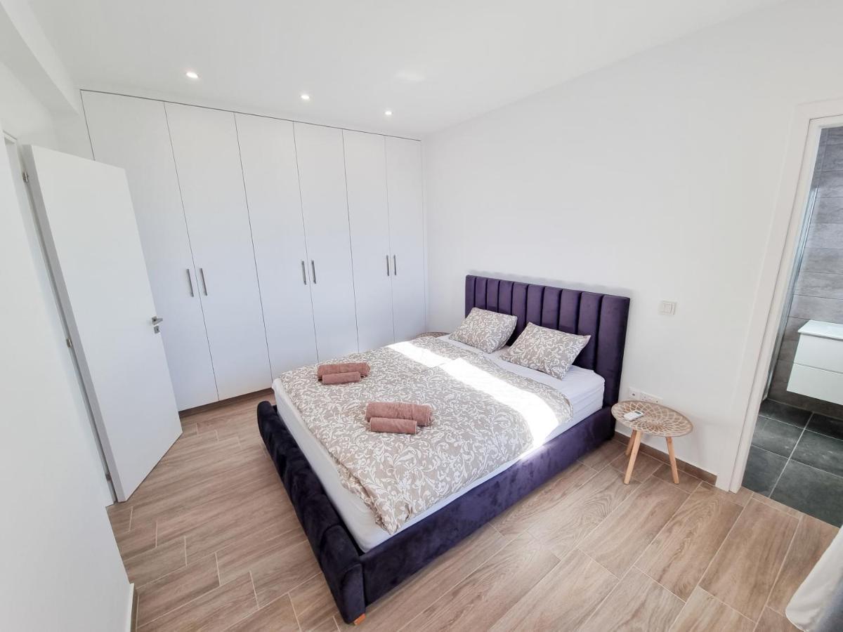 Lucky Strike Apartment Paralimni Exterior foto